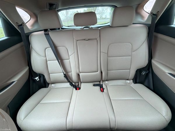 Hyundai Tucson 2017 Executive only 77000 KM 384534270