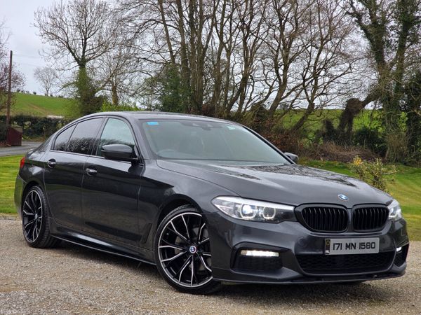 BMW 5-Series 2017 384535956