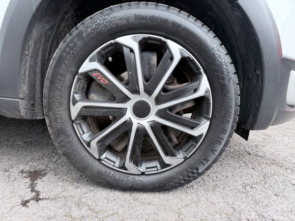 Dacia Sandero Stepway 1.5DCI NCT & TAX Low Kms 384536304