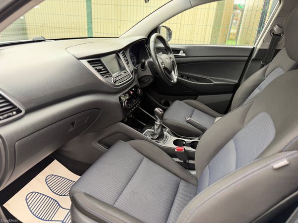 Hyundai Tucson 2016 384538898