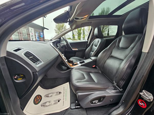 VOLVO XC60 SE LUX D4 AUTO 384664506