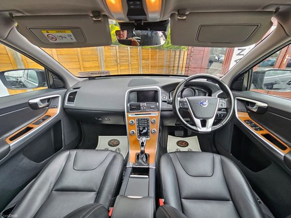 VOLVO XC60 SE LUX D4 AUTO 384664516