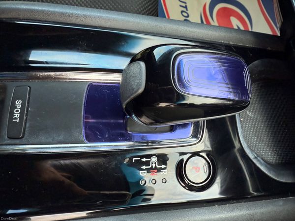 Honda Vezel 2015 384665678