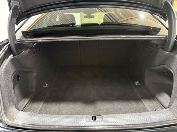 2017 Audi A4 S Line 2.0 TDi 190 Bhp 384666016