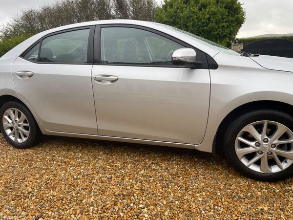 Toyota Corolla 2015 1.4 Diesel D4D 384689658