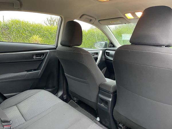 Toyota Corolla 2015 1.4 Diesel D4D 384689680