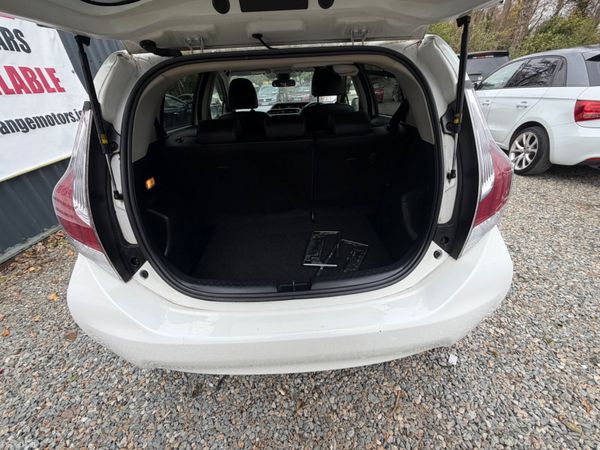 Toyota aqua 2016 384698454