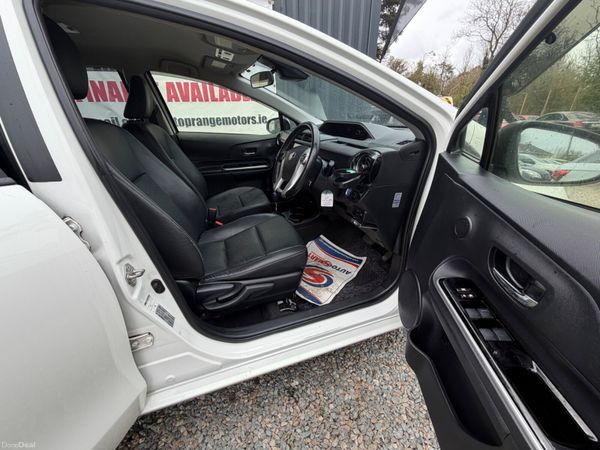 Toyota aqua 2016 384698460