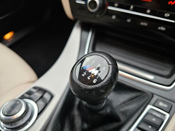 BMW 520D ESTATE M-SPORT // 10/27 NCT 384698822