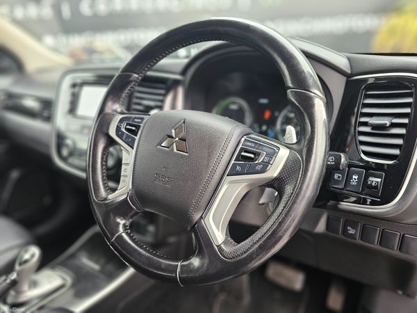 MITSUBISHI OUTLANDER PHEV // NCT AND TAX 384608226