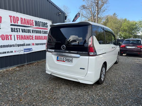 Nissan Serena 2017 384609392