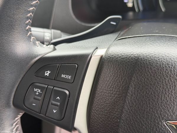 Suzuki Swift 2015 384610246