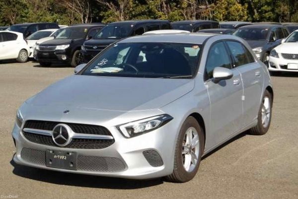 Mercedes A Class 2021/12 384610964