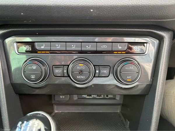 Volkswagen Tiguan R-LINE 2.0 Pan Roof | Timing Bel 384615462