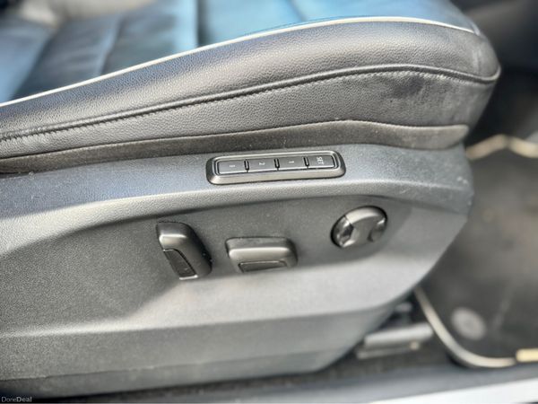 Volkswagen Tiguan R-LINE 2.0 Pan Roof | Timing Bel 384615508