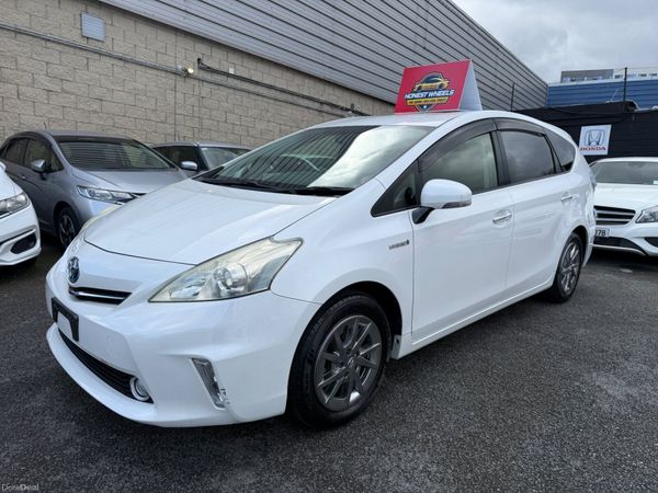 2013 Toyota Prius Alpha 7 Seater 1.8 Hybrid 384616840
