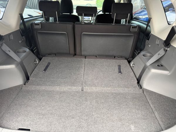 2013 Toyota Prius Alpha 7 Seater 1.8 Hybrid 384616844