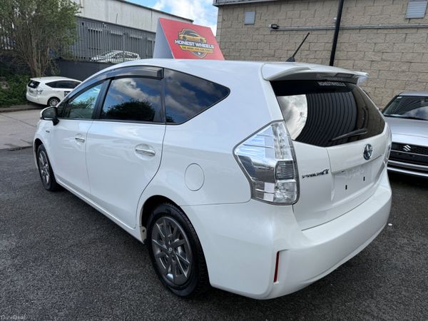 2013 Toyota Prius Alpha 7 Seater 1.8 Hybrid 384616846