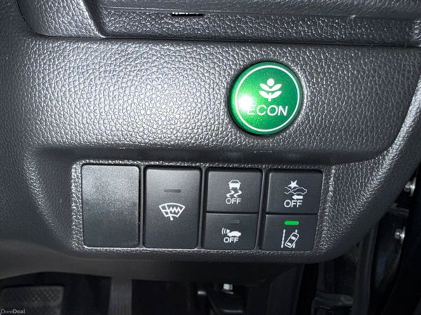 2018 Honda Fit 1.5 Hybrid Auto,Top Specs 384761282
