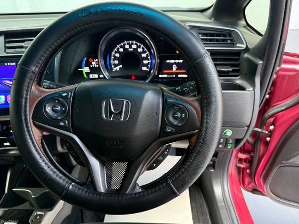 Honda Fit 2018 384762570