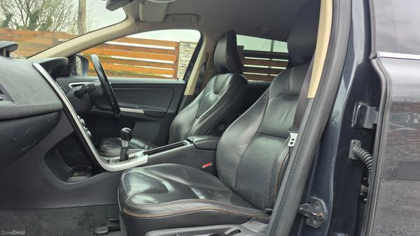 2011 Volvo XC60 2.0D DRIVE LUX LEATHER 384767536