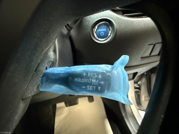 2017 Toyota C-HR 1.8 Hybrid Auto, Top Specs 384770164