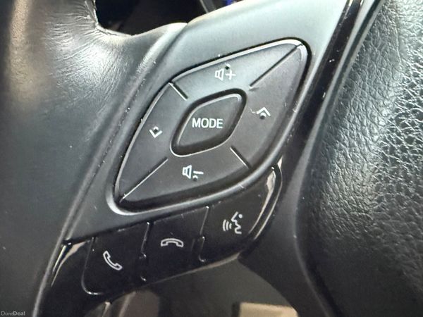 2017 Toyota C-HR 1.8 Hybrid Auto, Top Specs 384770166