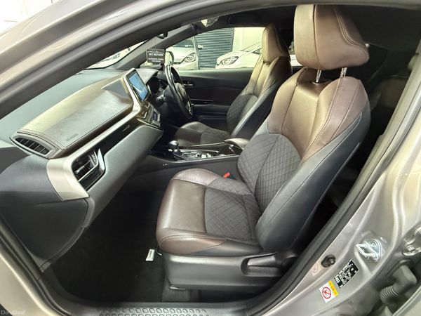 2017 Toyota C-HR 1.8 Hybrid Auto, Top Specs 384770170