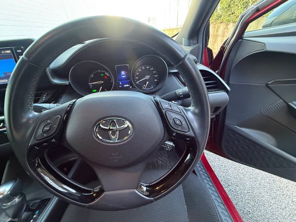 2018 Toyota C-HR 1.8 Hybrid Automatic,CarPlay 384700040