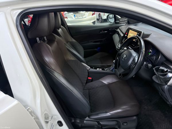 2018 Toyota C-HR 1.8 Hybrid Automatic 384700994