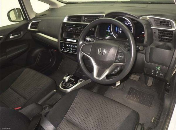 2018 Honda Fit 1.5 Petrol Hybrid 384706128