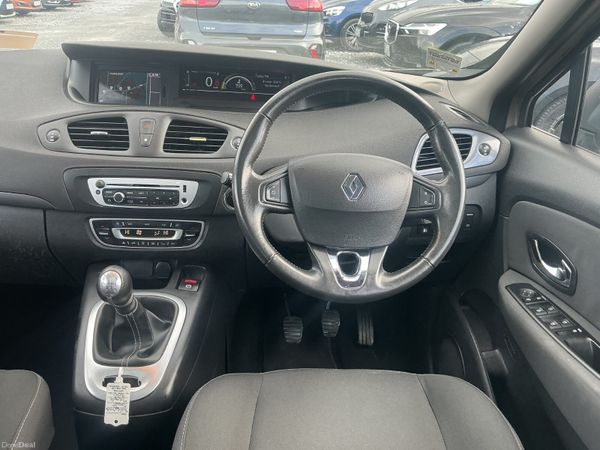 RENAULT GRAND SCENIC 1.5 DIESEL 7 SEATER SPOTLESS 384732006