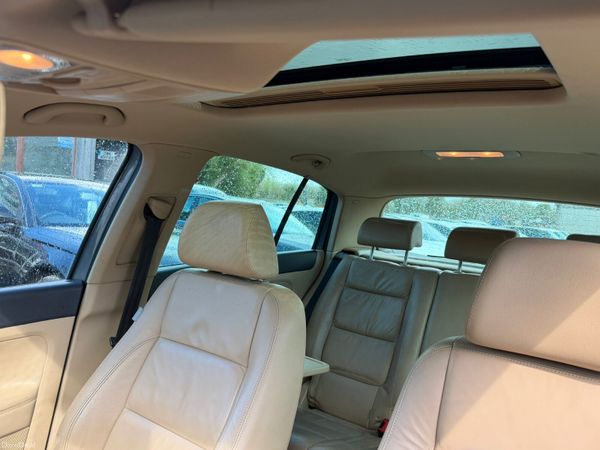 08 Volkswagen Golf Plus 1.4 Auto 384737120