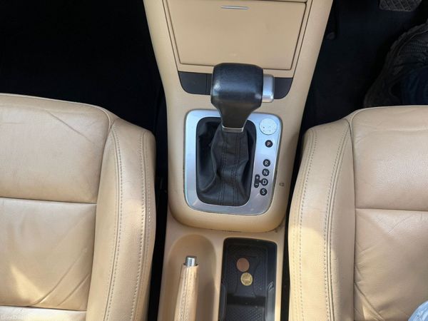 08 Volkswagen Golf Plus 1.4 Auto 384737122