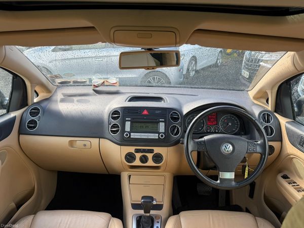 08 Volkswagen Golf Plus 1.4 Auto 384737126