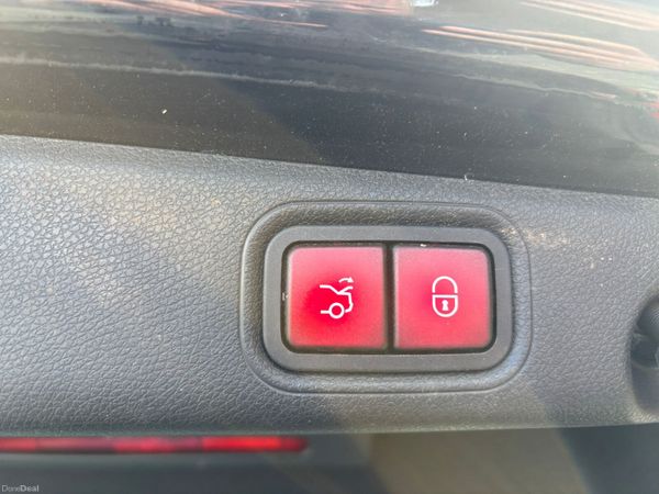 2016 MERCEDES E CLASS EXCLUSIVE PLUS *HUGE SPEC* 384841684