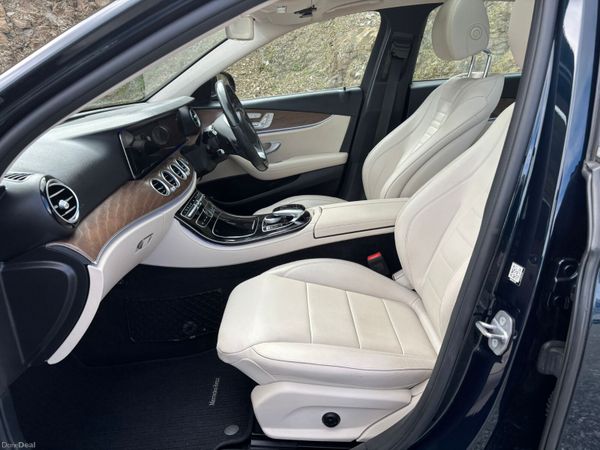 2016 MERCEDES E CLASS EXCLUSIVE PLUS *HUGE SPEC* 384841694