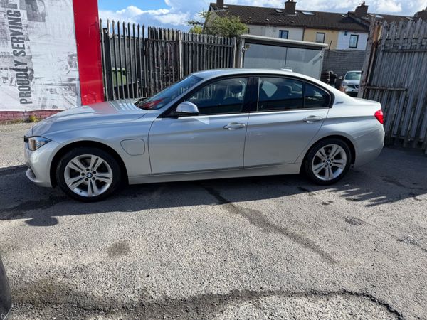 BMW 3-Series 2016 330e in top condition €9950 384841760