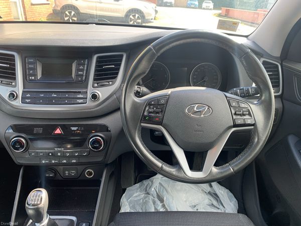 Hyundai Tucson 2017 Manual diesel NCT  2/27 384850986