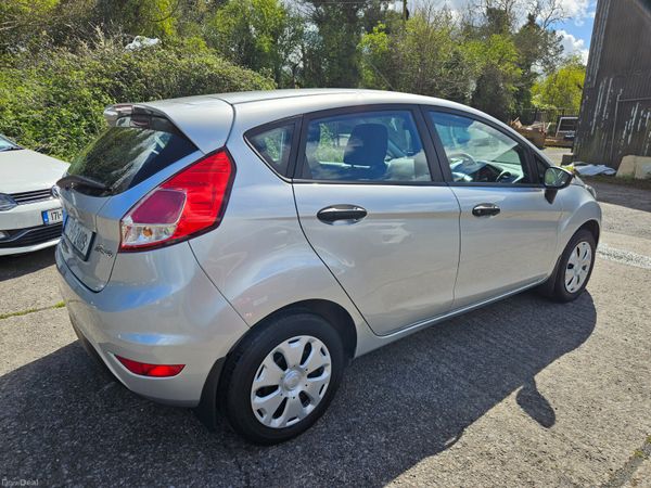 Ford Fiesta 2013 1.2 low mileage only 105klm 384855950