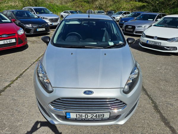 Ford Fiesta 2013 1.2 low mileage only 105klm 384856030