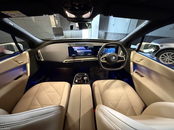 232 BMW iX40 M-Sport XDrive 384862660