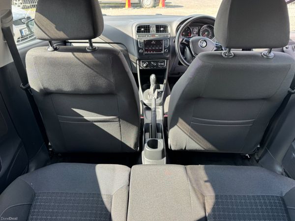 Volkswagen Polo AUTOMATIC 384868380