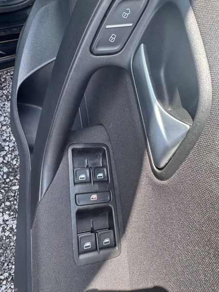 Volkswagen Polo AUTOMATIC 384868388