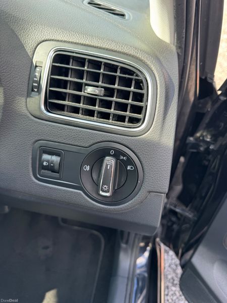 Volkswagen Polo AUTOMATIC 384868392