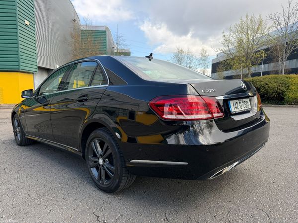 Mercedes-Benz E220 CDI Auto 384870510