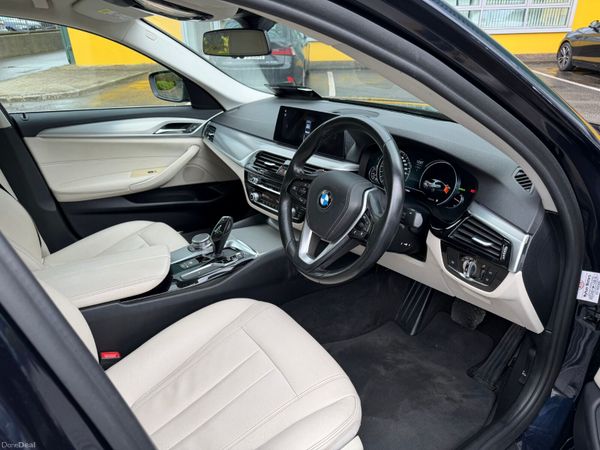 BMW 520D SE Automatic 384871162