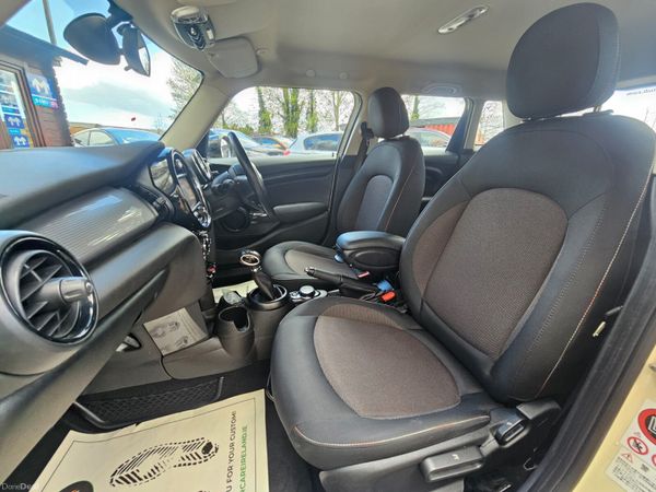 2017 MINI COOPER D AUTOMATIC 1.5 DIESEL 384878874