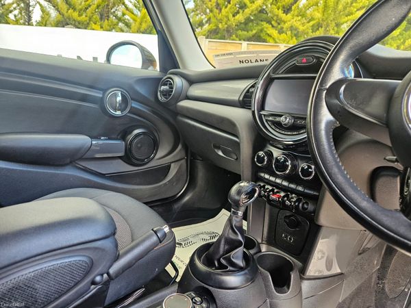 2017 MINI COOPER D AUTOMATIC 1.5 DIESEL 384878882