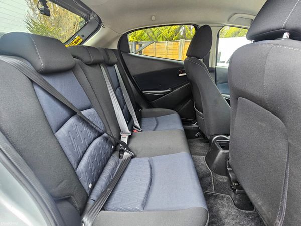 Mazda Demio only 17,000 Km ! 384879300